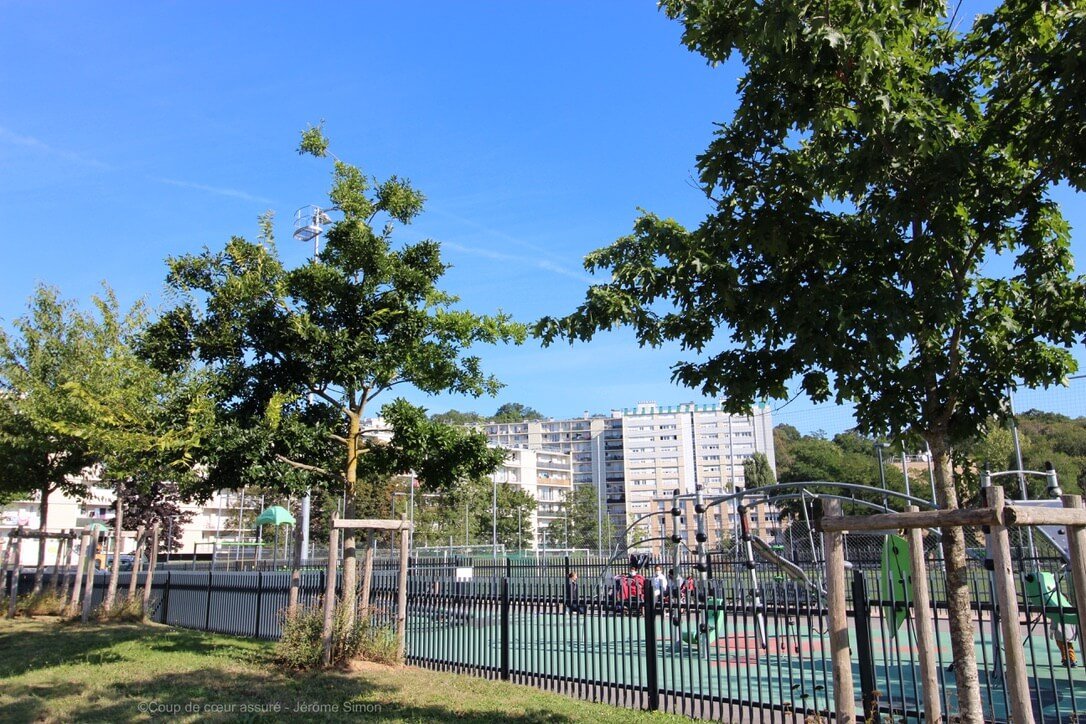 un parc dans le quartier de jussieu à Versailles